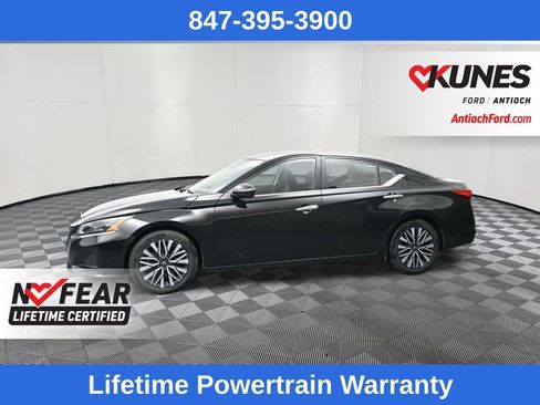 Used 2024 Nissan Altima 2.5 SV image 5