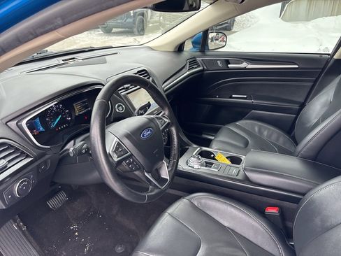 Used 2019 Ford Fusion Energi Titanium image 9