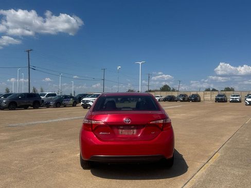 Used 2017 Toyota Corolla LE FWD image 21