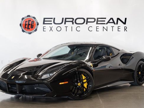 Used 2017 Ferrari 488 GTB image 10