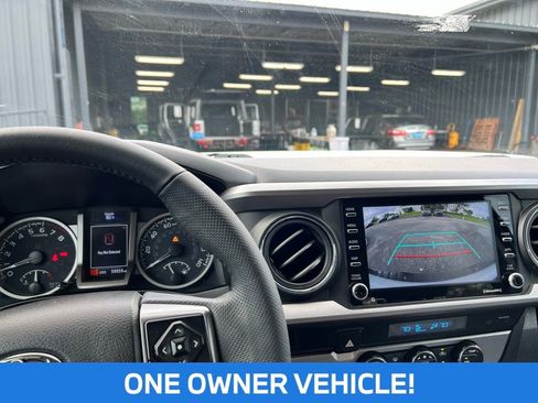 Used 2023 Toyota Tacoma SR5 RWD image 2