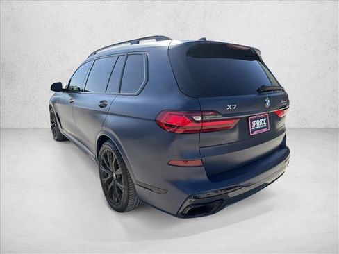 Used 2022 BMW X7 M50i AWD/4WD image 3