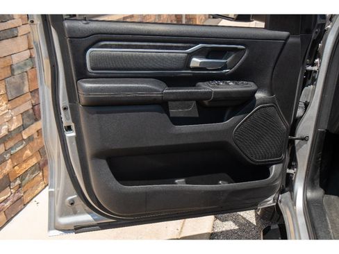 Used 2022 RAM 1500 Big Horn AWD/4WD image 10