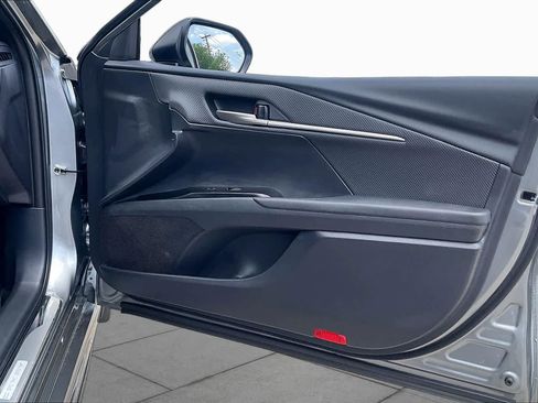 Used 2026 Toyota Camry SE w/ Convenience Package FWD image 22