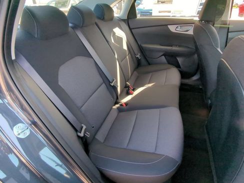 Used 2024 Kia Forte LXS w/ LXS Technology Package FWD image 23