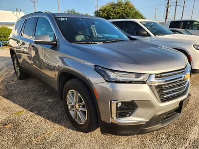 Used 2023 Chevrolet Traverse LT