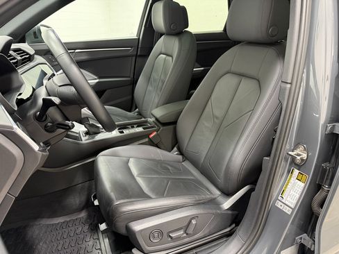 Used 2020 Audi Q3 2.0T Premium w/ Convenience Package image 10