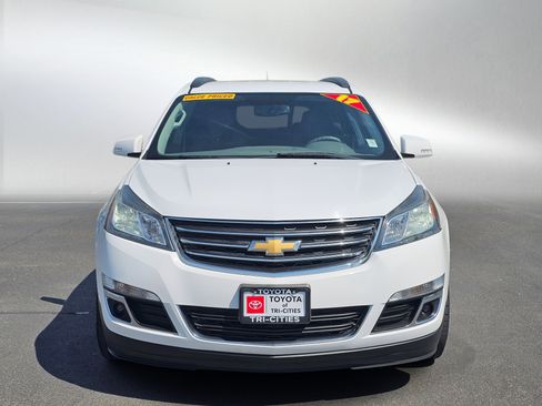 Used 2017 Chevrolet Traverse LT FWD image 8