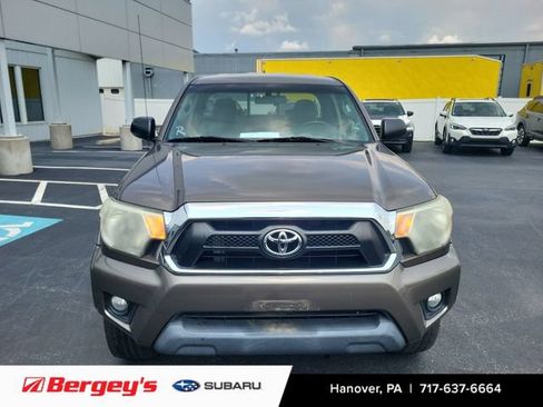 Used 2014 Toyota Tacoma 4x4 Access Cab V6 w/ SR5 Package image 6