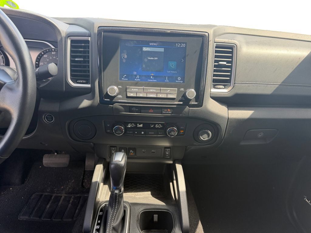 Used 2024 Nissan Frontier SL w/ Technology Package RWD image 12