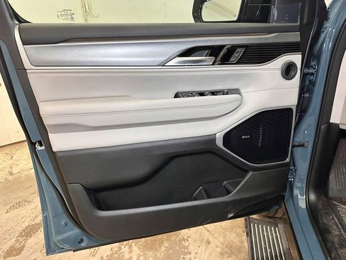 New 2026 Jeep Grand Wagoneer Limited image 20