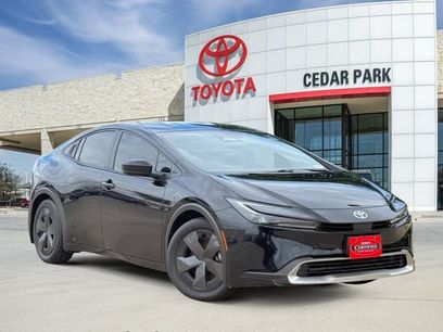 Used 2025 Toyota Prius Plug-In Hybrid