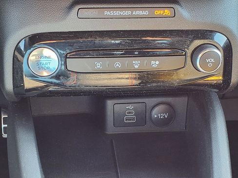 Certified 2024 Ford Escape ST-Line w/ Tech Pack #1 image 19