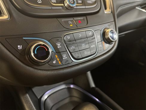 Used 2024 Chevrolet Malibu LT image 30