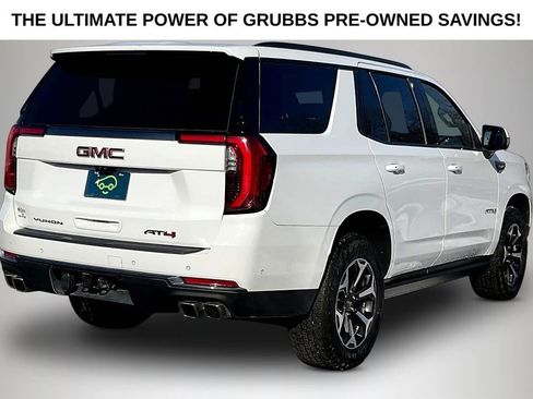 Used 2025 GMC Yukon AT4 w/ AT4 Premium Package AWD/4WD image 6