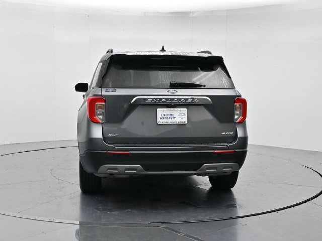 Certified 2024 Ford Explorer XLT w/ Equipment Group 202A AWD/4WD image 9