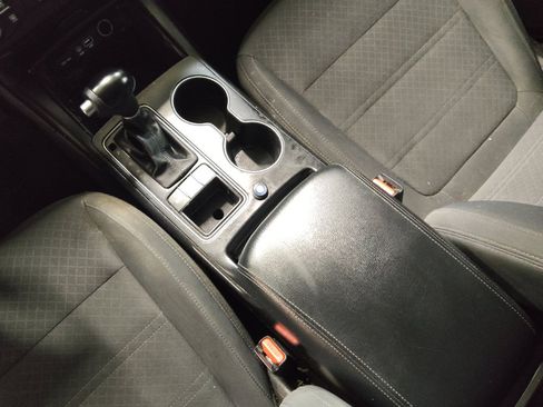 Used 2018 Kia Sorento FWD V6 image 26