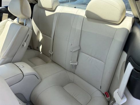 Used 2004 Lexus SC 430 Convertible RWD image 17