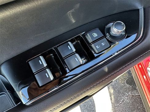 Used 2024 MAZDA CX-5 Signature image 31