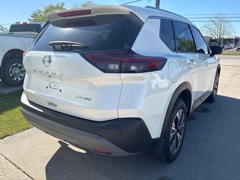 Used 2021 Nissan Rogue SV AWD/4WD image 14