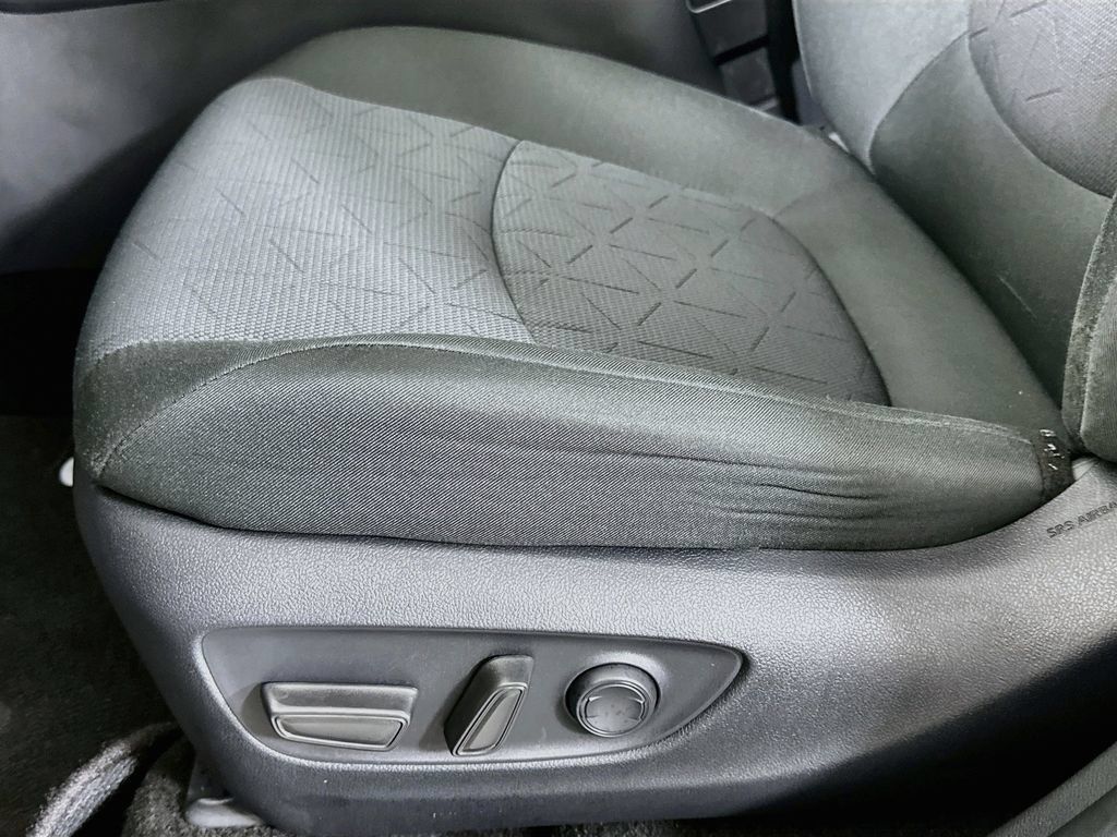 Certified 2025 Toyota RAV4 XLE w/ Convenience Package FWD image 20