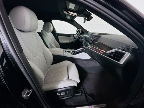 Used 2024 BMW X6 xDrive40i w/ Parking Assistance Package image 34