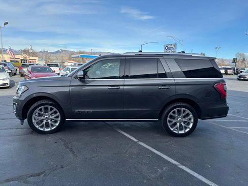 Used 2018 Ford Expedition Platinum AWD/4WD image 7