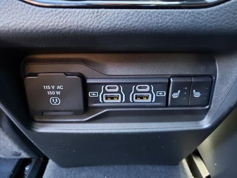 New 2023 Jeep Grand Cherokee Overland image 8