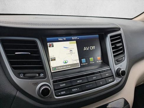 Used 2018 Hyundai Tucson SEL Plus AWD/4WD image 11