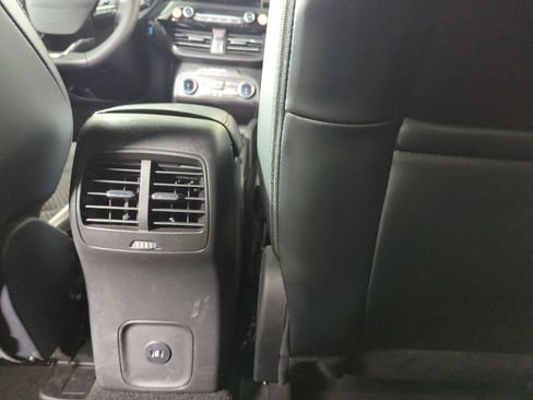 Used 2025 Ford Escape ST-Line FWD image 30