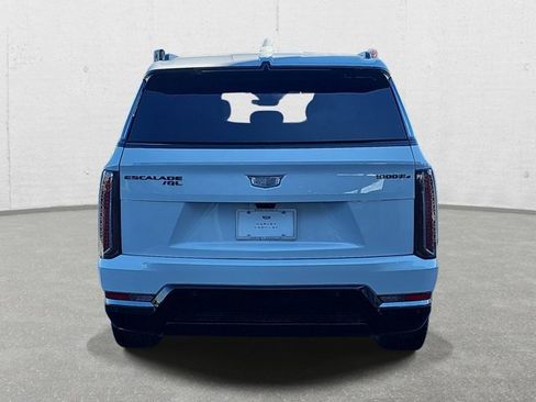 New 2026 Cadillac Escalade IQL Sport 2 w/ LPO, ONYX Package image 6