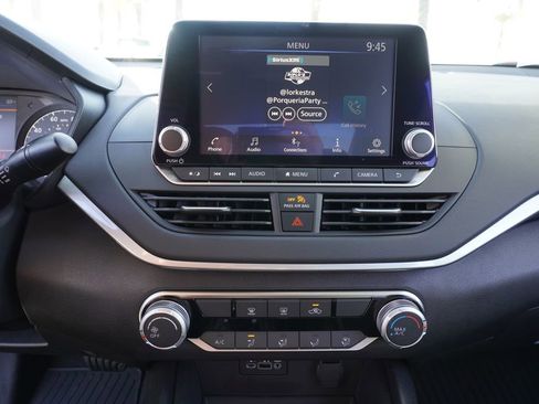 Certified 2025 Nissan Altima 2.5 S image 19