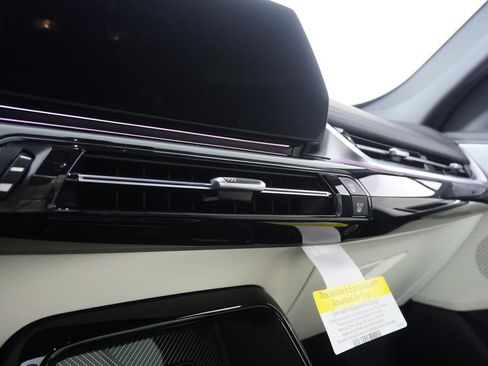 Used 2026 BMW X1 xDrive28i image 19