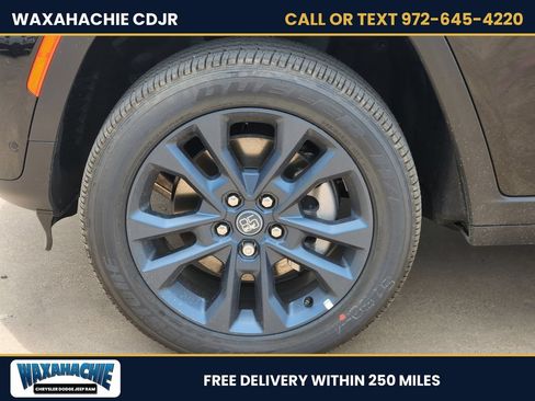 New 2026 Jeep Grand Cherokee L Limited AWD/4WD image 7