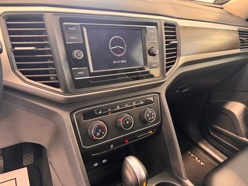 Used 2023 Volkswagen Atlas SE FWD image 18