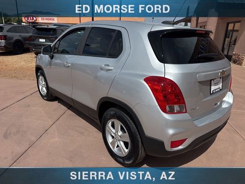 Used 2020 Chevrolet Trax LS w/ Tint and Cruise Package FWD image 3
