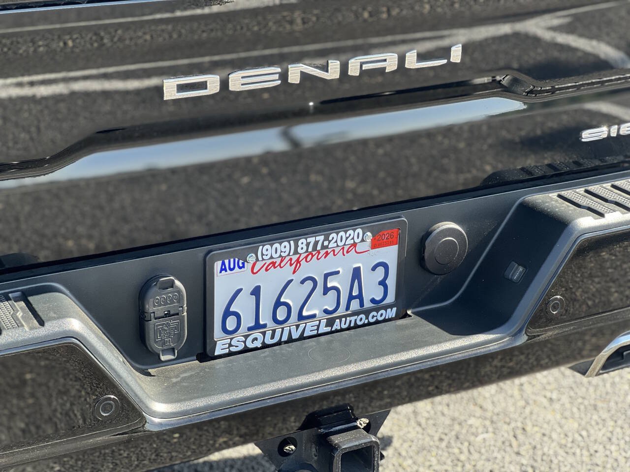 Used 2020 GMC Sierra 1500 Denali RWD image 23