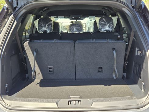 New 2026 Ford Explorer ST-Line image 11