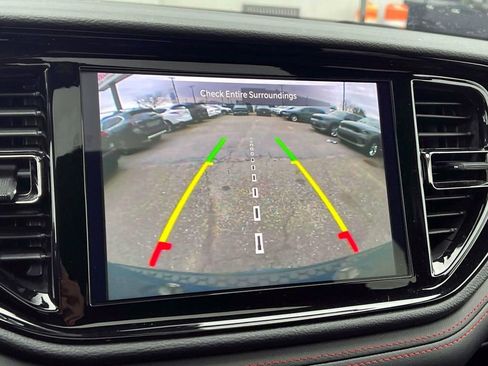 Certified 2025 Dodge Durango GT AWD/4WD image 31