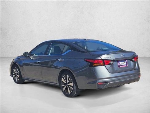 Used 2022 Nissan Altima 2.5 SV image 8