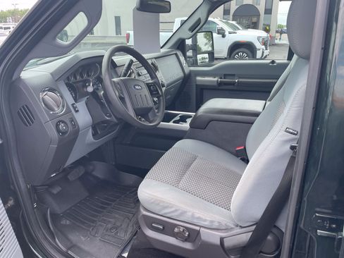 Used 2015 Ford F250 XLT w/ XLT Value Package AWD/4WD image 16