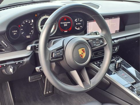 Used 2020 Porsche 911 Carrera RWD image 14
