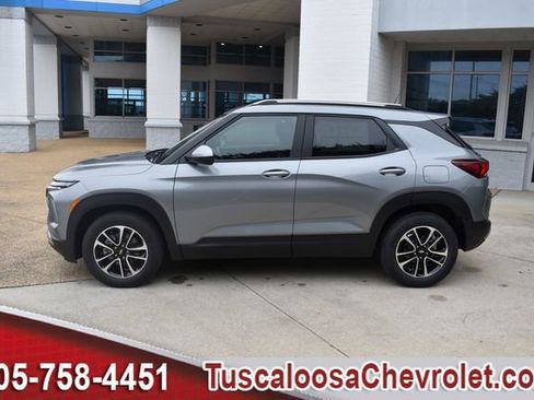 New 2026 Chevrolet TrailBlazer LT w/ Convenience Package FWD image 6