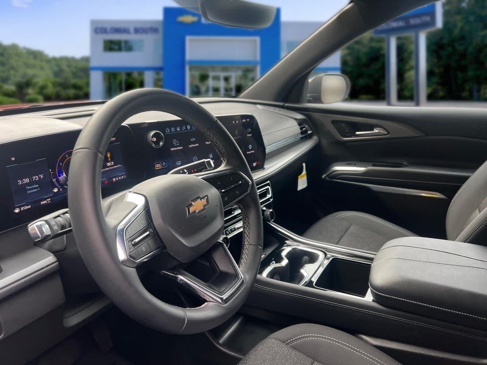 Used 2026 Chevrolet Traverse LT w/ Sun and Wheel Package AWD/4WD image 14