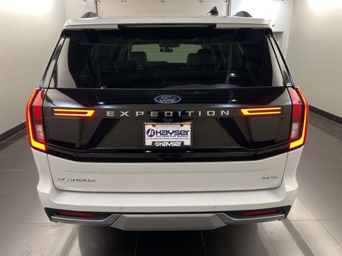 New 2025 Ford Expedition Max Platinum w/ Platinum Ultimate Package image 5