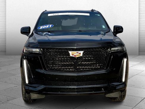 Used 2021 Cadillac Escalade ESV Sport Platinum w/ Heavy-Duty Trailer Package AWD/4WD image 2