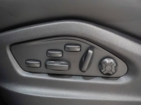 New 2026 Porsche Cayenne Turbo image 24