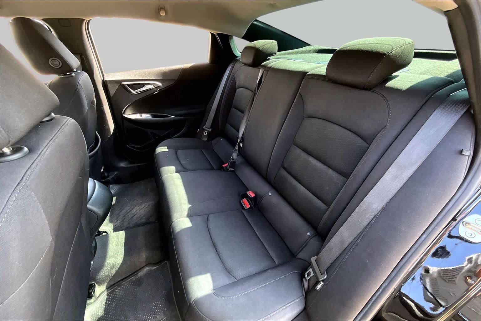 Used 2024 Chevrolet Malibu RS FWD image 20