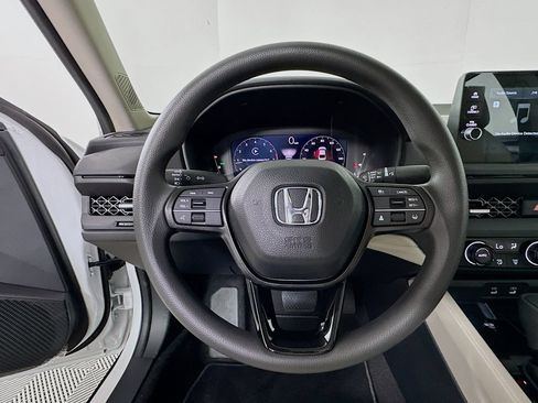 Used 2026 Honda Accord SE image 18