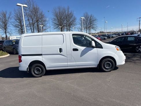 Used 2021 Nissan NV200 SV w/ Back Door Glass Package image 5